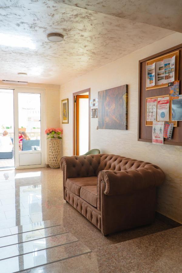 Apartmani "B-Elite" بودفا المظهر الخارجي الصورة