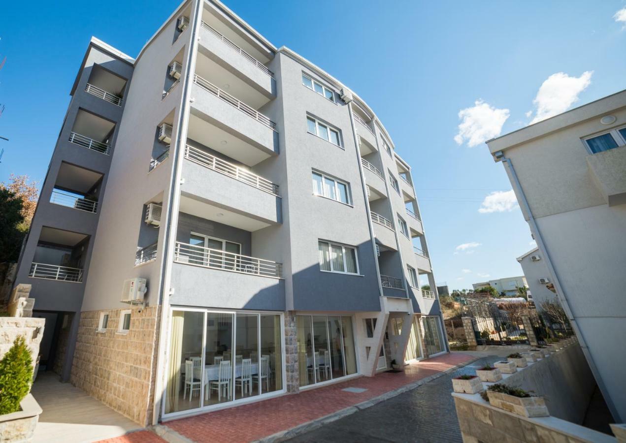 Apartmani "B-Elite" بودفا المظهر الخارجي الصورة